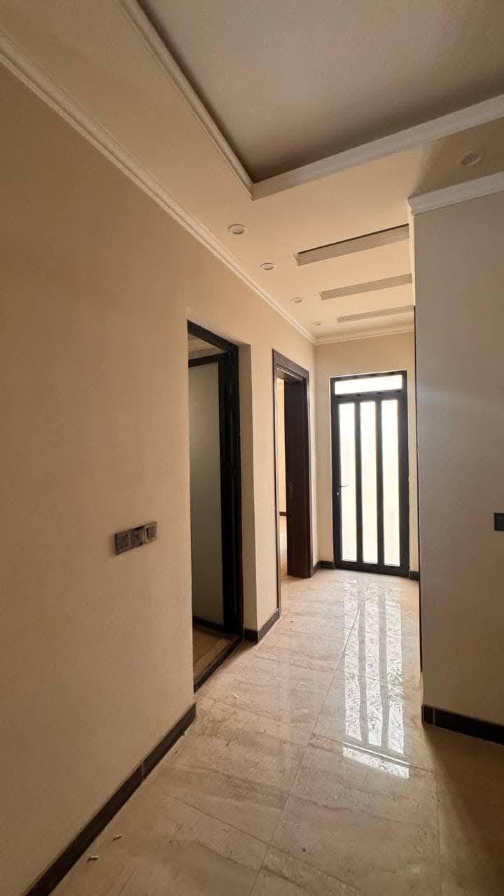 السلام عليكم
للبيع 🏡: وحدة سكنية في مجمع الرياحين السكني، نموذج A، بأربع غرف نوم . تقع على شارع 12 خلف الماركت استلام مباشر  وبسعر مناسب . للمزيد من التفاصيل الرجاء التواصل خاص أو على الأرقام: *********** 📞، *********** 📞. فرصة لا تعوض! ✨ #مجمع_الرياحين #عقارات #للبيع

