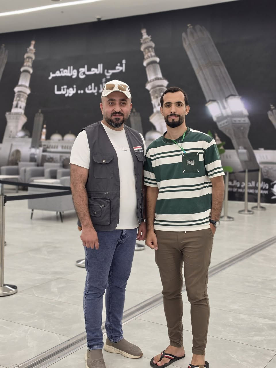 الحمدلله تم دخول معتمرين #مكتب_الحجي للحج والعمرة رحله البر 🚃 ( رحلة شهر صفر  ) الى الأراضي السعودية وتم إكمال كافـة الإجراءات وختم الجوازات  هذا اليوم الأربعاء 5/ 8 / 2026
وجميع معتمرينا بخير وصحة وسلامة وعافية 
بادارة خادم ضيوف الرحمن 
المتعهد #الحاج_براء_حسن_ذياب

————————————————
كونوا معنا في رحلتنا القادمة (جوا✈️ - برا 🚃)
بسعر مميز شامل كافـة الخدمات
👈👈 بتاريخ 20 _ 25 / 8/ 2026
✅السكن في المدينه المنورة في المنطقه المركزية فندق (4 نجوم) 
✅السكن في مكة المكرمة فندق 4 نجوم قريب من الحرم
✅ وجبات طعام طيله فتره الاقامه  
✅جميع مزارات مكه المكرمه والمدينه المنورة.
✅ارشاد ومحاضرات دينيه ✅
————————————————
للحجز والاستفسار مراجعة المكتب أو مراسلتنا ع الواتس اب وتلكرام 
1️⃣ ديالى - المقدادية- حي المعلمين - مقابل الجامع 
***********- ***********☎️
