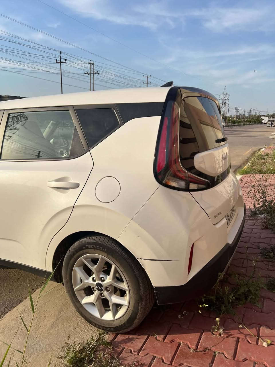 🚗 للبيع: كيا صول (Kia Soul) - مواصفات XL
رقم بابل مرقم باسمي
التفاصيل:
• المواصفات: مواصفات XL المعروفة.
• الحادث: السيارة كلين، حادثها فقط كسر بالدعامية وبها باب عكس السايق كلير، بدون ايرباك (الايرباكات سليمة).
• ملاحظة: صور الحادث مرفقة وية المنشور.
سعر ١٦٠ وبيه مجال
📍 الموقع: بابل - الحلة
📞 للتواصل والاستفسار: ***********
