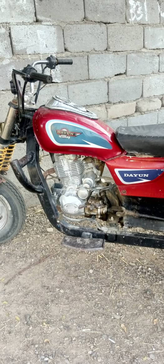 ستوته (ادوات )14للبيع مكينه لا تنقص ولا تبخر سلف باتري صار يومين من شاده بدي نضيف 
ماعوزها شي فقط هندر كاصه
ستوته شغاله 
700
اتصال ***********
