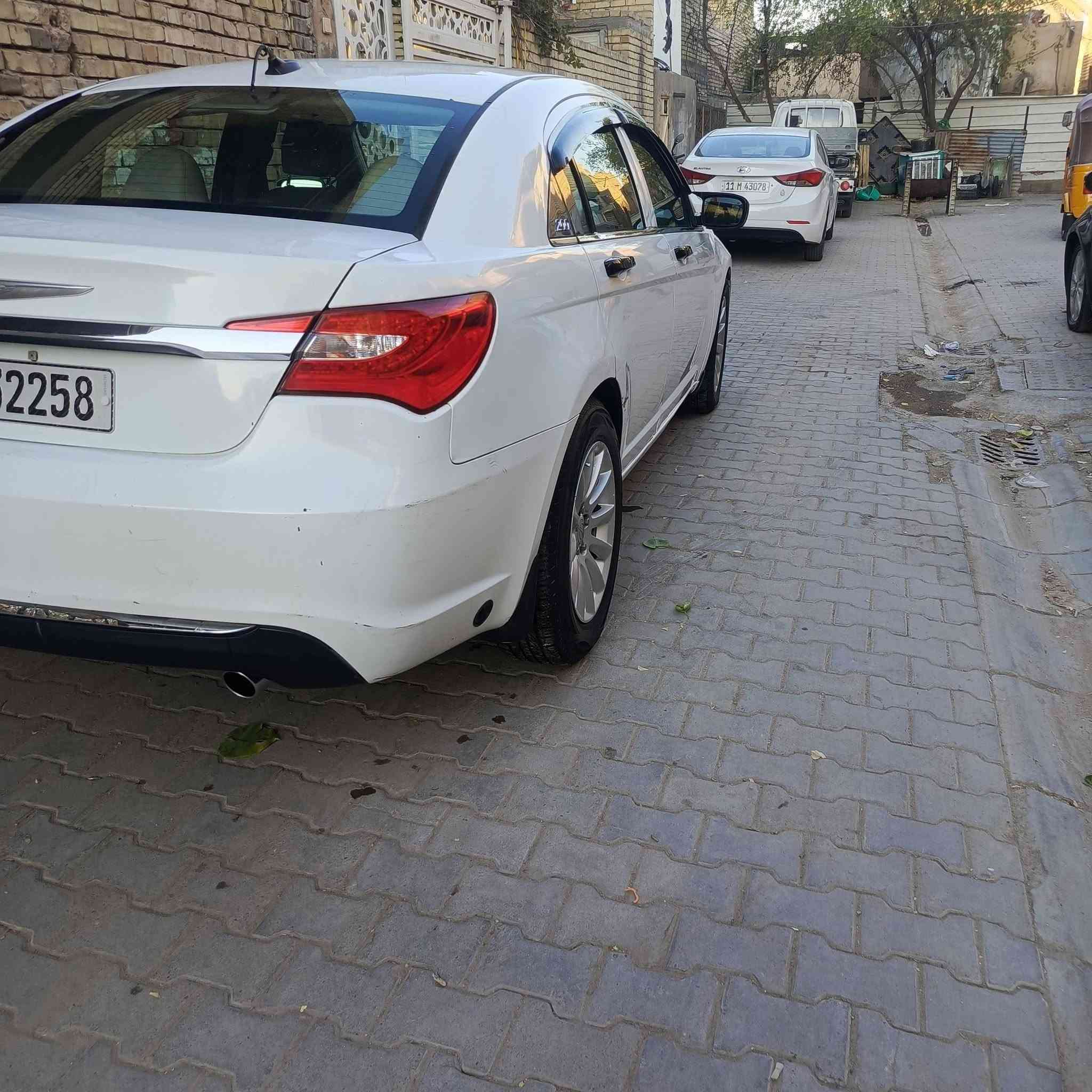 سلاام عليكم سياره البيع سي ميتين وارد مريكي مكينه 3600منضومه غاز مواصفات السياره كير موكينه خير من لله حداديتهه جديده العنوان بغداد الشعله سعر 68 ***********
