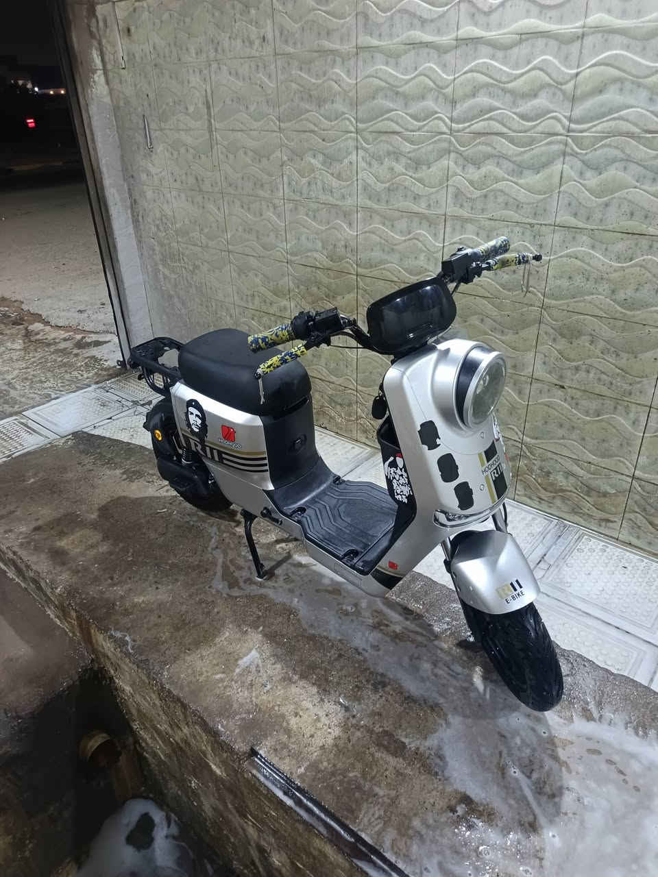R11 • نضيف • شغال