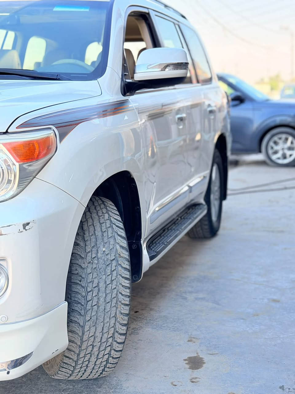 سلام عليكم
لاندكروز GX.R 

موديل 2014 

ساز 

الضرر ربع دعاميه اماميه +ربع دعاميه خلفيه +رصعتين بلبنيد وحده وبلجاملع وحده 

السياره مدوشمه 

فول مواصفات 

بصمه 

فتحه 

تخم تاير جديد 

كير مكينه شرط الكفاله 

تبريد خير من الله 

ماشيه 118 
السعر 37 الف 

العنوان سويب مدخل المنطقه 

الرقم ***********
