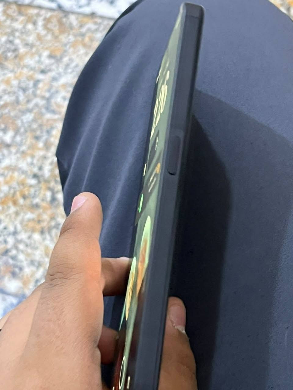السلام عليكم 
Nothing phone 2a
جهاز وتر بروف 
نكراش بسيط بسبب الكفر
شاصي نضيف 100%
لون اسود⚫
ذاكرة 128
عشوائيه 10
كامرة 50+50+32
شاشة Amolde
ANDROID 16
بطارية 5000
السعر 375 وبي مجال 
مكاني بغداد الزعفرانية
***********
