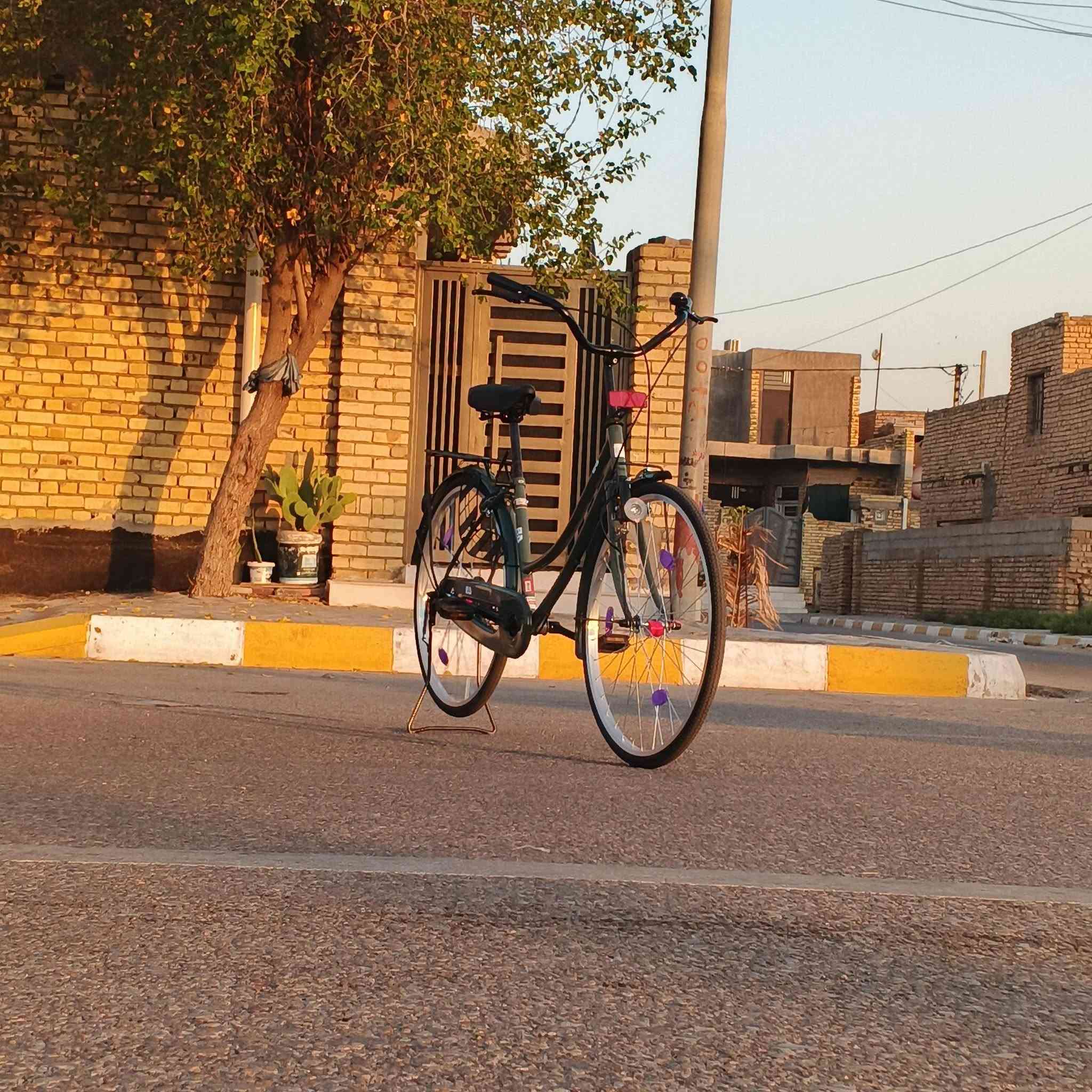 السلام عليكم. 

باسكل للبيع شركة. BD. 
لون زيتوني. 
موديل 2022 شهر السابع. 
السعر 160 وبي مجال قليل للشراي. 
باسكل كلة ختومات 1/1.
مكاني/واسط قضاء، الحي. 
ما متواجد خااص فقط علرقم. 
‏‪***********‬‏. الشراي بلخدمة.
