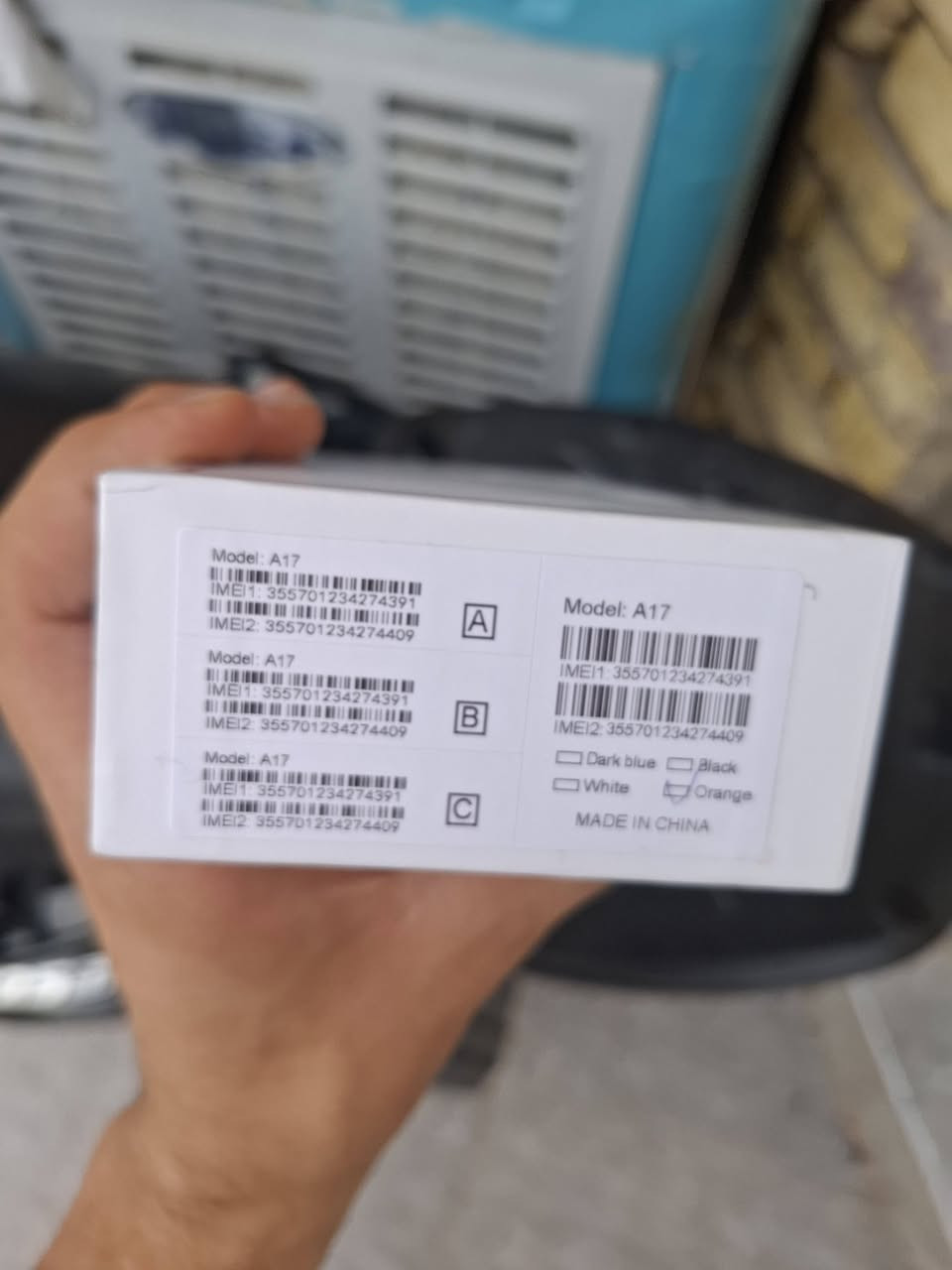 مبايل للبيع السعر 130 قفل جهاز جديد مامستخدم الجهاز ماعرف شنو نوعه مكاني كوت شهداء نهاية شارع الاطلال 
(الذاكرة 128) هذا رقمي *********** شراي أتصل 
مامتواجد خاص
