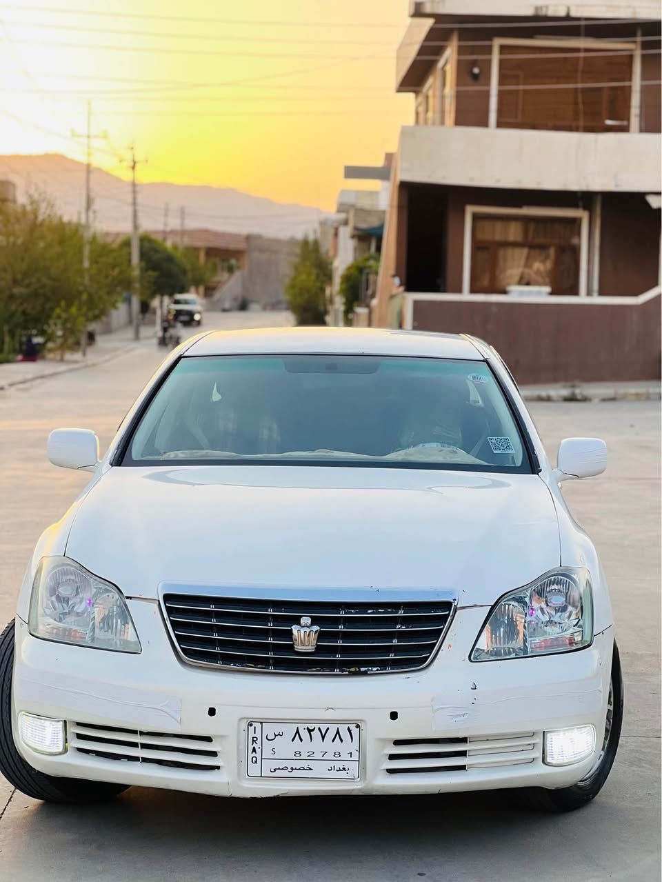 ﷽

تــۆیــۆتــا کــراون - شــاهــانــە 
بـــڕاوە 
١٨٢ 
 دوو دوگمه‌ 

٤ کوشن کارەبا

مەرکەزی
تایەی جوان و تازه‌
سەقف شوشە
ناو و دەرەوەی سفر و رەقەم یەک
کامل مەسرەف بێ 

سەیارەکە کۆدی هه‌یه‌ باركۆدی وه‌ر گرتوه‌
ناونیشان  قه‌زای دووكان
سعر ٤٨  گه‌لا *********** السليمانية, العراق
