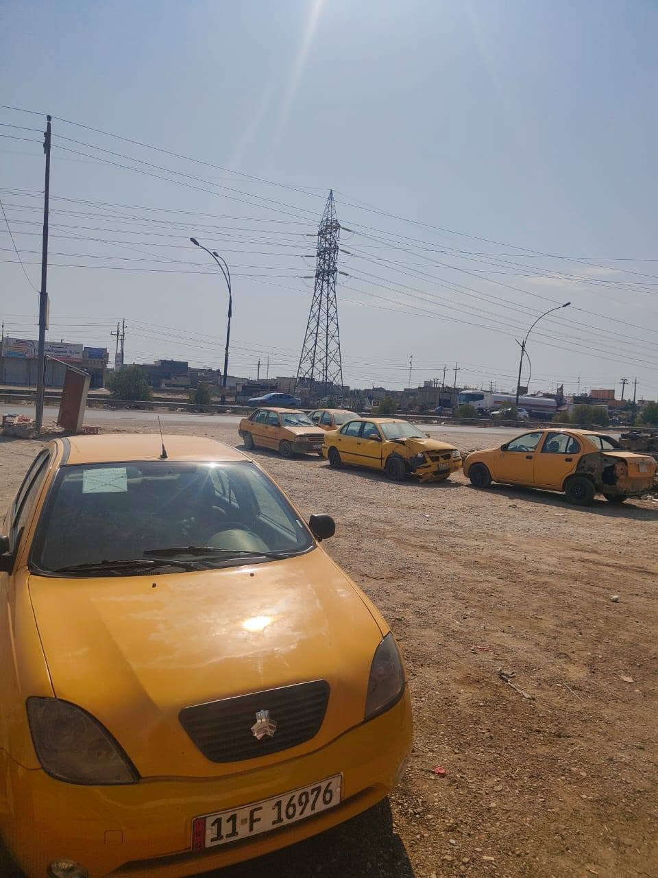 سلام عليكم طيبه للبيع
موديل 2015 رقم بغداد انكليزي 
محرك گير تبريد فول 
مع راديترات ومروحه ستاركس جدد
تايرات وصدر جديد
سياره بيها باب خلف السايق والجاملغ الخلفي 
وضربه خفيفه كلش بحيث الباب مامفتوح 
سعرها 30
رقم الهاتف ***********
