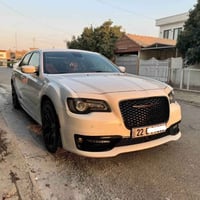 كرايسلر ٣٠٠ • كلين تايتل • ٦٤٠٠٠ مايل