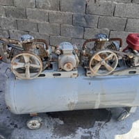 عندي بطل هواء كامل للبيع شغال بنزين مولد بنزين وماطور كهرباء صناعتها ر...