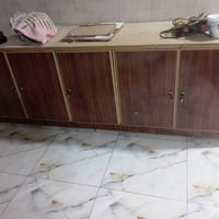 بوفيه نضيف لبيع سعر 80 الف بيه مجال مكاني حريه 07783765770
