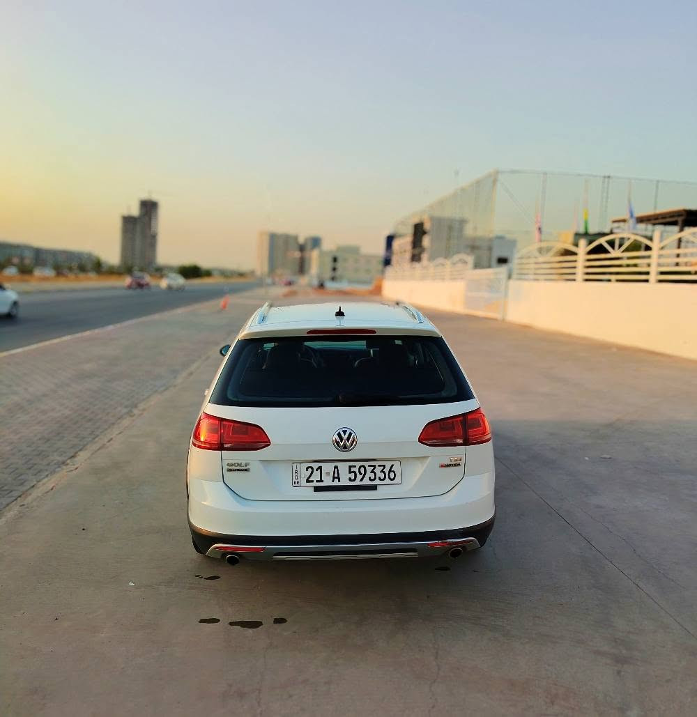 WV GOLF ALLTRACK 2017
كولف 2017 مواصفات التراك
- محرك 1.8 تيربو
- مقاعد جلد لون مشمشي
- مقعد امامي هيتر و كهربائي
- كير شفط
- تبريد مركزي
جاملغ و بنيد صبغ بدون ايرباك
كير، محرك و كهربائيات كل بشرط
سيارة بأسمي تحويل وكالة بشرط
سعر 105 و بيها مجال
 *********** أربيل, العراق
