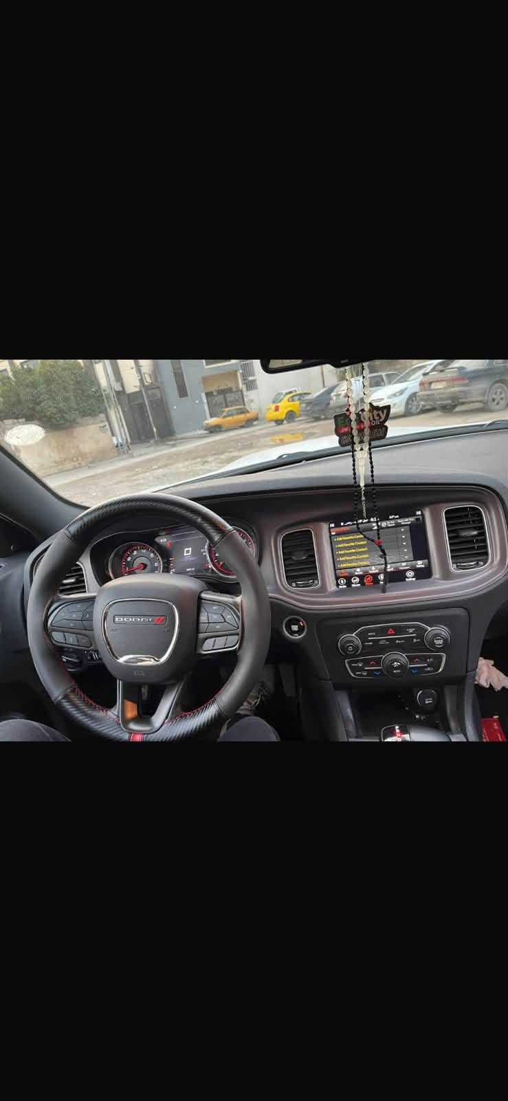 تشارجر • ٢٠٢٣ • صبغ نص باب