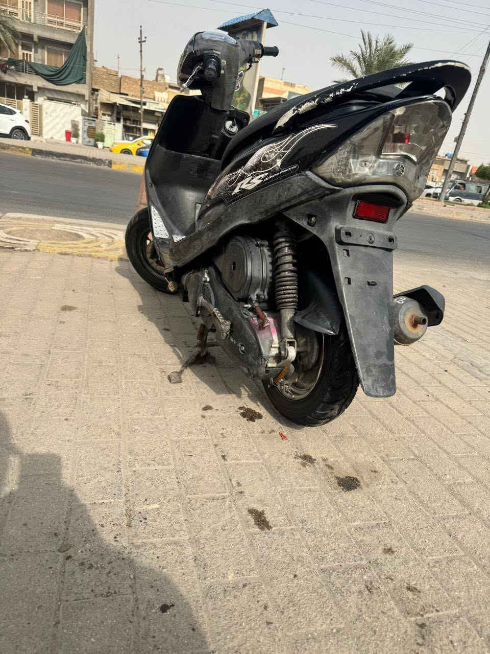 واتساب • للتواصل • بدون تفاصيل