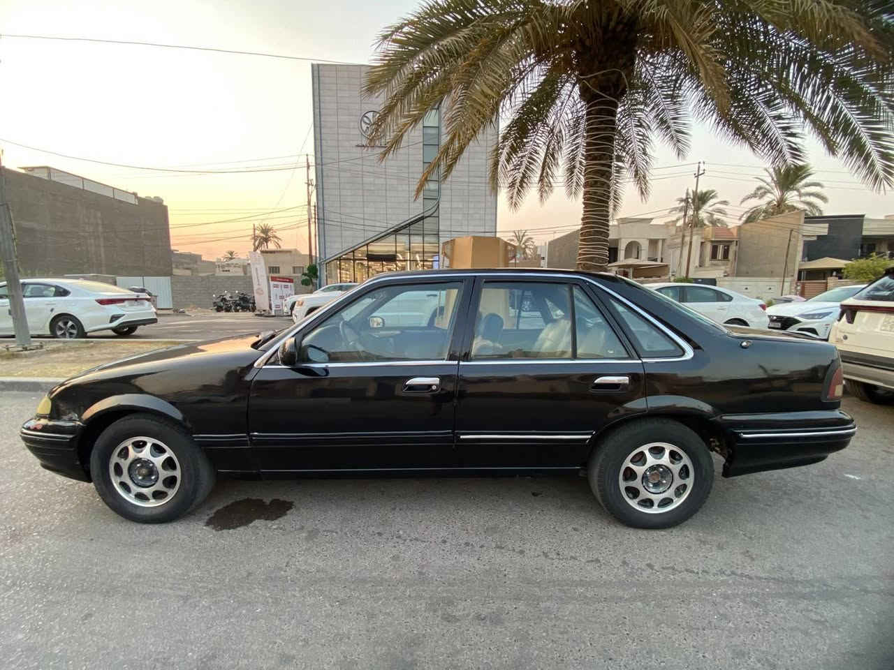 السلام وعليكم
تحيه طيبه دايو برنس  للبيع رقم  بغداد انكليزي مشروع وطني باسمي تحويل بنفس اليوم رقم دولي انكليزي موديل 1993 لون اسود
محرك مفتوح حجم2000 كير اوتو 
كير محرك اكسل جدد  تبريد ثلج 🥶🥶
صدر امامي خلفي نضيف تخم تاير نضيف
(ملاحظه)
السياره مصبوغه    بس للجماليه بدون حادث 

مكان السياره بغداد  الشراي يتصل غير متواجد عل فيس اتصال فقط  التفاصيل 
رقم رقم الهاتف***********
السعر ٣٧وبيهة مجال للشراي اتصال فقط
