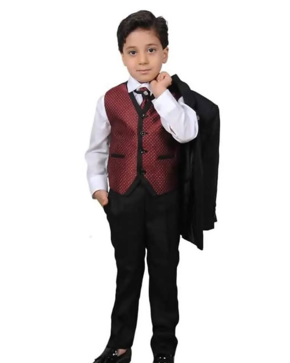 عيد ميلاد 🎂 عرس  👩‍❤️‍👨 تخرج 🧑‍🎓 روضة 🧑‍🏫 رفعة علم 🇮🇶🫡
نعلن عن وصول طقم رسمي ولادي جميع الاحجام من 9شهر الى 14سنة
مجمع قصي للالبسة الجاهزة 😊 
شارع الفاروق مقابل القائم مقام مجاور صياغة الرحمن
***********
