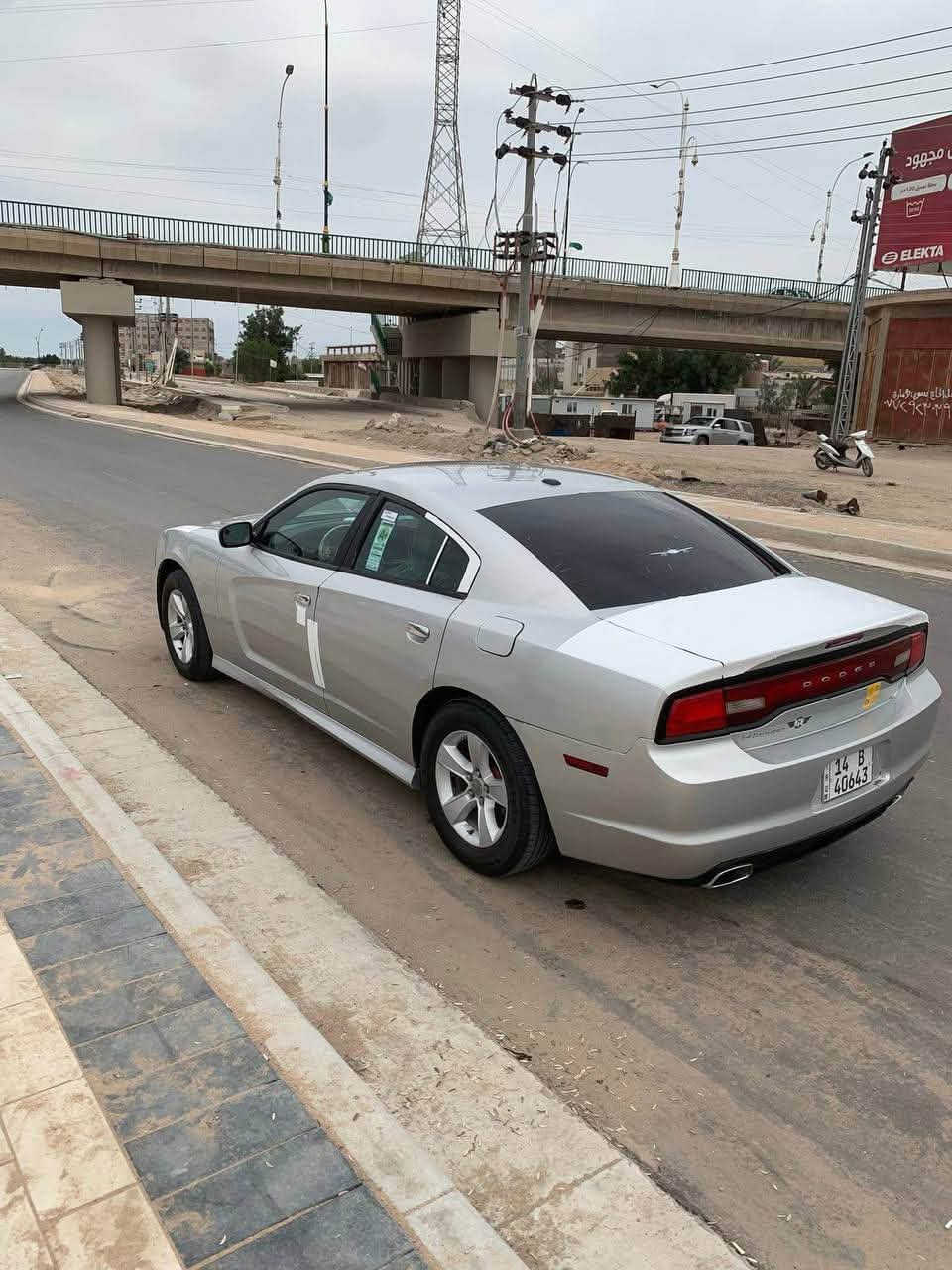 ٢٠١٢ • فول • فتحة سقف