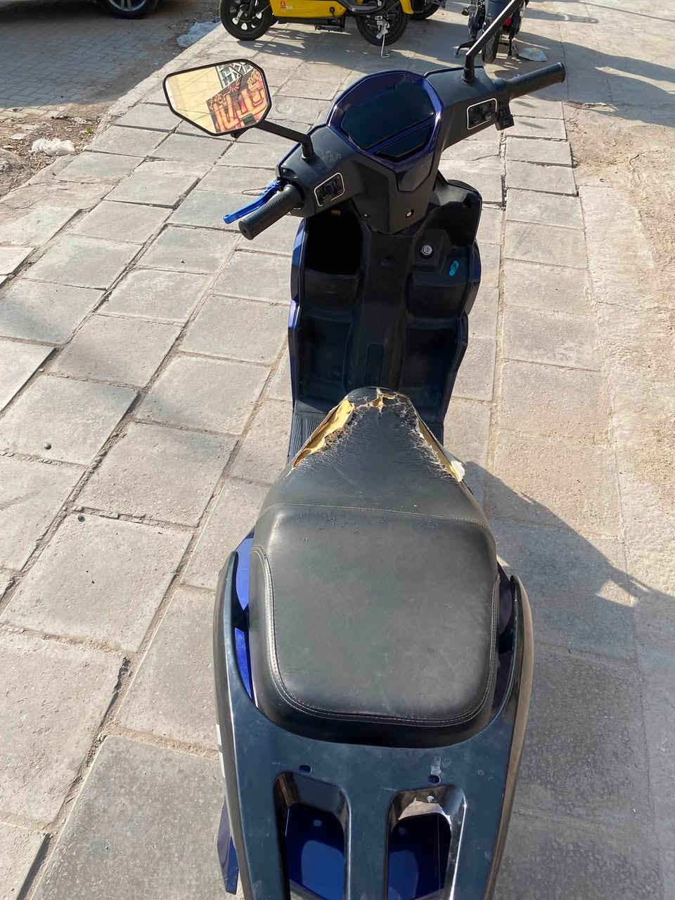 سلام عليكم سكنس شحن
للبيع ملف 3000
6بطاريات مسطره 
سرعه 70حقيقي 
شلعه مال بطح 
كلشي بيهة بلادي عقل ملف بطاريات ضفيره كلشي مملعوب بيهة حالة الكفرات موضحه بالتصوير سعر 650مجالهة بسيط عنواني بغداد البياع شارع الكبيسي 
***********
