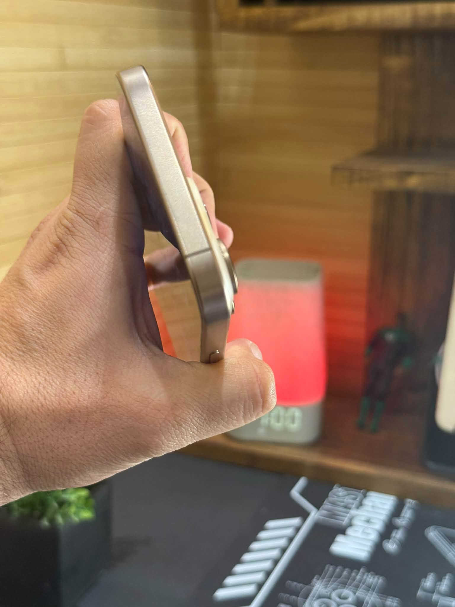 ايفون ١٦ برو ماكس
ماستر شرق اوسط تيتانيوم
بذاكرة ٢٥٦ 
بطارية ٩٨٪؜
كامل ملحقات 
السعر مليون و٤٦٥ الف السعر ثابت
حله شارع اربعين 
واتس اب
***********

نص مكتوب في الصور:
- 02:58
- حول
- iPhone 16 Pro Max
- MYWJ3AE/A
- KC2G00GT4Q
- 0
- 1
- 256 غ.ب.
- 236.61 غ.ب.
- F4:52:93:03:69:45
- F4:52:93:0A:CE:64
- 2.40.01
- 890490320***********210151055053
- لا توجد قيود على الشريحة
- اسم الطراز
- رقم الطراز
- الرقم التسلسلي
- الأغاني
- الفيديوهات
- الصور
- السعة
- متوفرة
- عنوان Wi-Fi
- Bluetooth
- البرنامج الثابت للمودم
- SEID
- EID
- قفل شركة الاتصالات
- حالة البطارية
- عادية
- تعمل بطارية iPhone هذه على النحو المتوقع. حول البطارية والضمان...
- 98%
- الحد الأقصى للقدرة
- هذا قياس لقدرة البطارية مقارنة بقدرتها عندما كانت جديدة. قد تتسبب القدرة المنخفضة بتقليل ساعات الاستخدام بين عملية الشحن والأخرى.
- 192
- عدد الدورات
- هذا هو عدد مرات استهلاك iPhone لقدرة البطارية. معرفة المزيد...
- فبراير 2025
- يونيو 2025
- تاريخ التصنيع
- أول استخدام