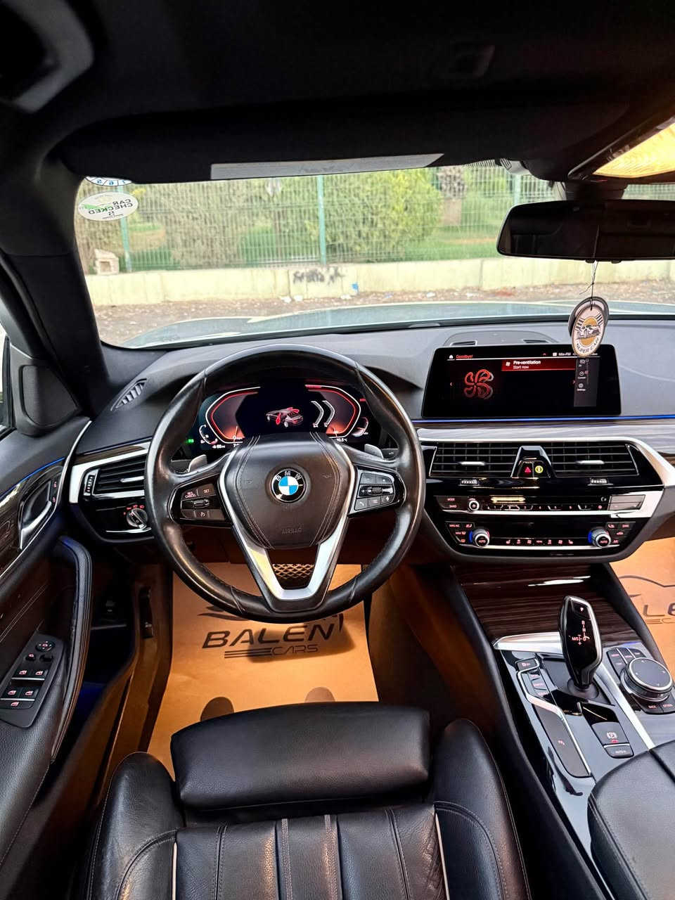 Bmw 530i 
sport line
‎موديل: 2020
‎ماشيه:-83 الف ميل

‎مواصفات :-sport line-
‎سلايد-داخيل 700-كيج الكتروني-
‎بابه بسمه-كشن هيتر و خزن كهربائي-رادار-حساسات-دواخل ليد-لايت ليد-صندوق شفط

‎وارد امريكي 
‎٢ باب سبغ بدون ارباگ  
‎سعر -$ 231     وبی مجال بصیط
***********
 
‎عنوان:- اربيل منطقة معارض وراء شارع ٤٠م أربيل, العراق
