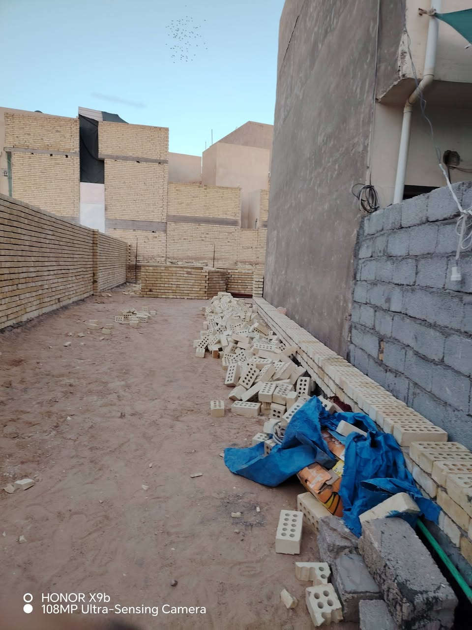 خلفه بناء متفرغ عمل درجه اولئ بشراف مهندس ***********
