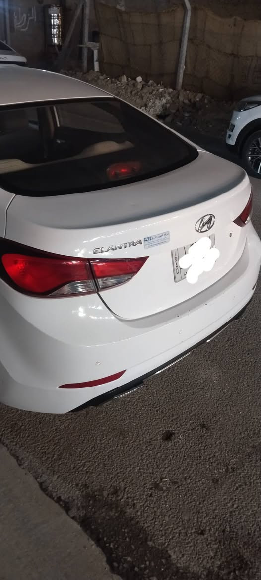 النترا موديل 15 خليجي سياره جديد وحلوه وجاهز من كل نواحي حداديه تبريد غير من كلشي تحويل ثاني يوم بيه كارت أو نكول قطعه احسن يعني سياره مكفوله هذا رقم صاحب سياره  *********** 
سعره 120 وبيه مجال
