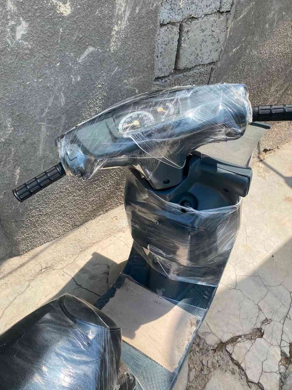***********
250
