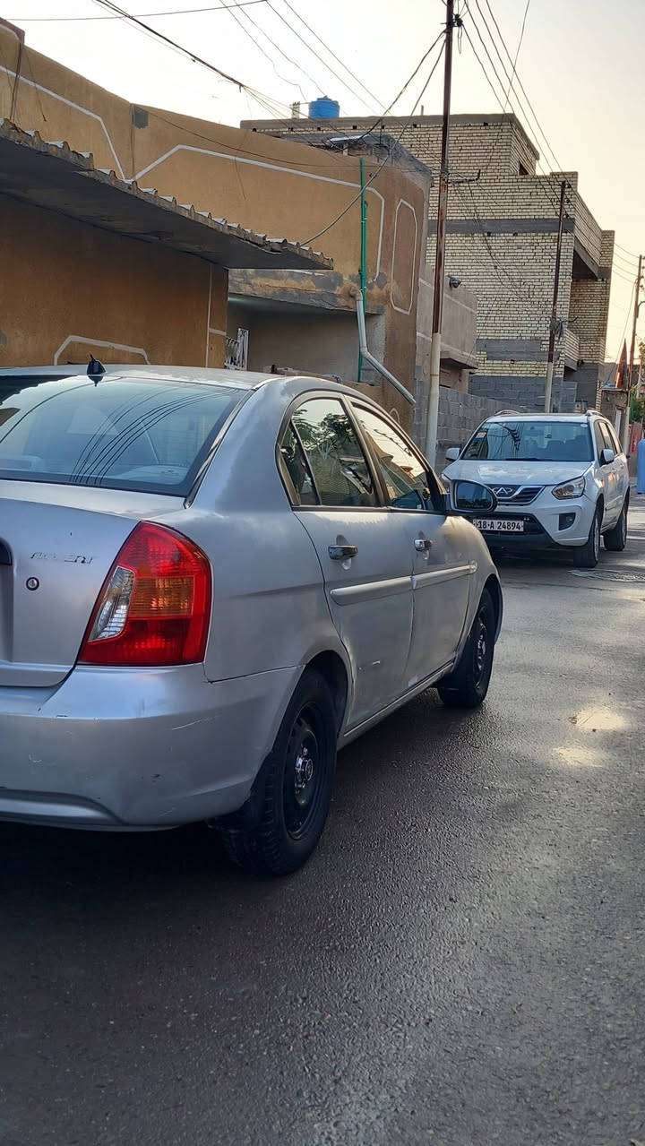 السلام عليكم شباب عندي اكسنت ٢٠٠٨ اوتو مكينه ٢٤٠٠ جديده تبريد يخبل ثلج صدر جديد  تخم تاير باتري جديد بغداد بسمي سنويه نهايه ٢٠٢٩ سياره حلوه عوزه صبغ حزام سعر ٧٧ وبيها مجال بسيط مكان السياره بغداد الشعب حي البساتين
هاتف ***********
