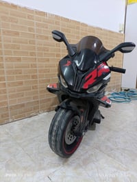شحن • بطارية • تازة