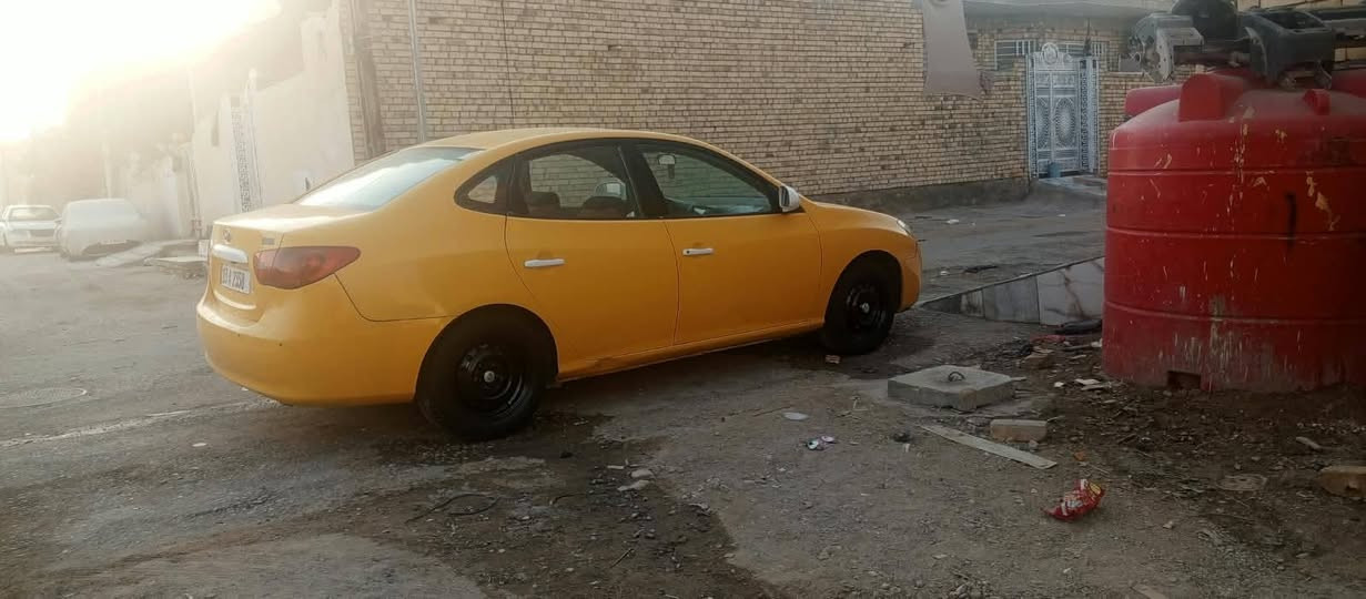 *********** سلام عليكم النتره 9 امريكيه بيها جاملغ وبنيد ولباقي كفاله محرك 2000 سياره جديده ومناسبه مكانها عماره الجمعيات السعر جوه سوك 77 وبيها مجال حك الجيه مجال بصيط وانه خادم لكم
