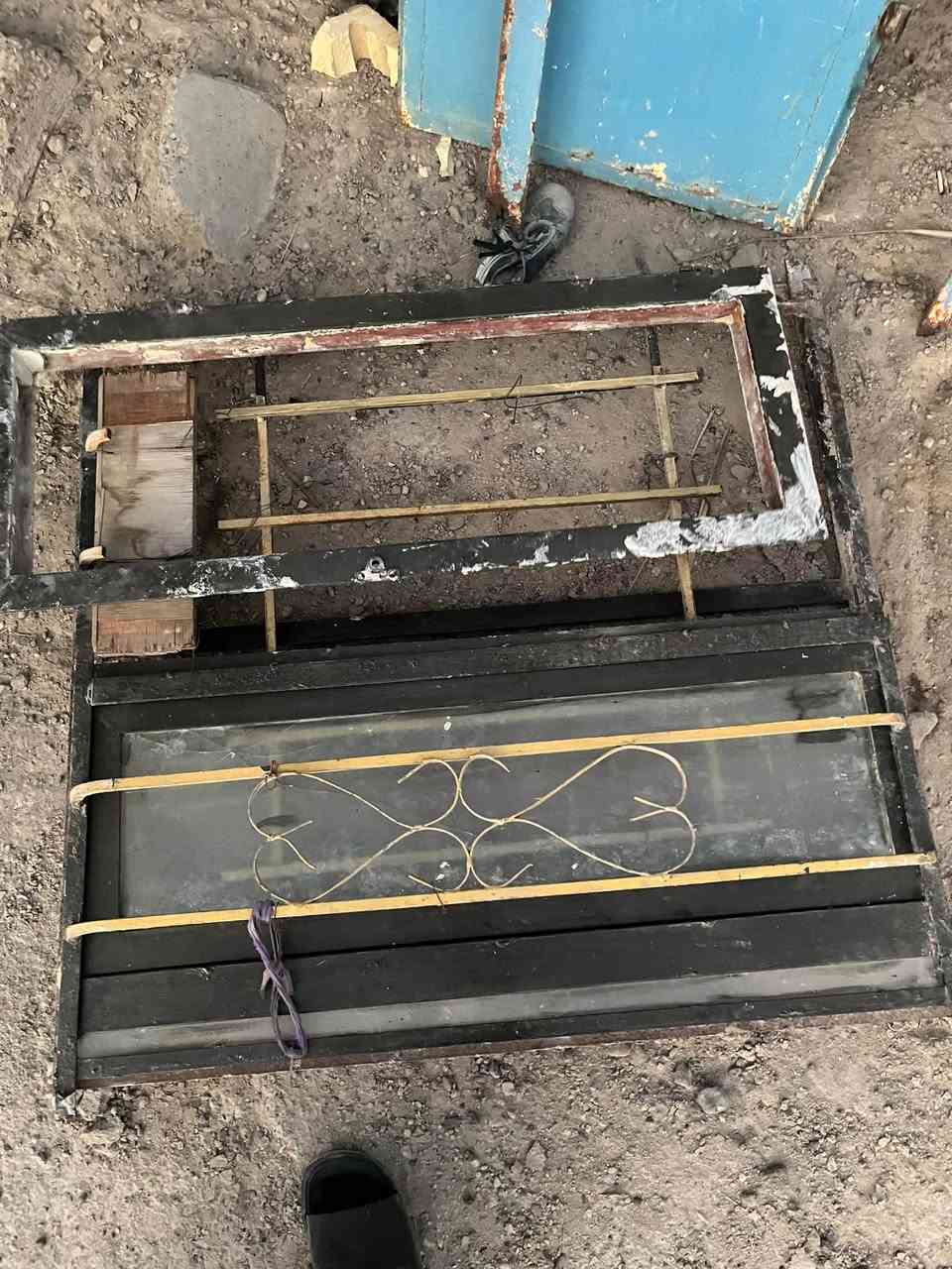 بوب وشبابيك للبيع وتانكي نطيف حيل ايشي يعجبك صورتة ودزة واتساب
***********
