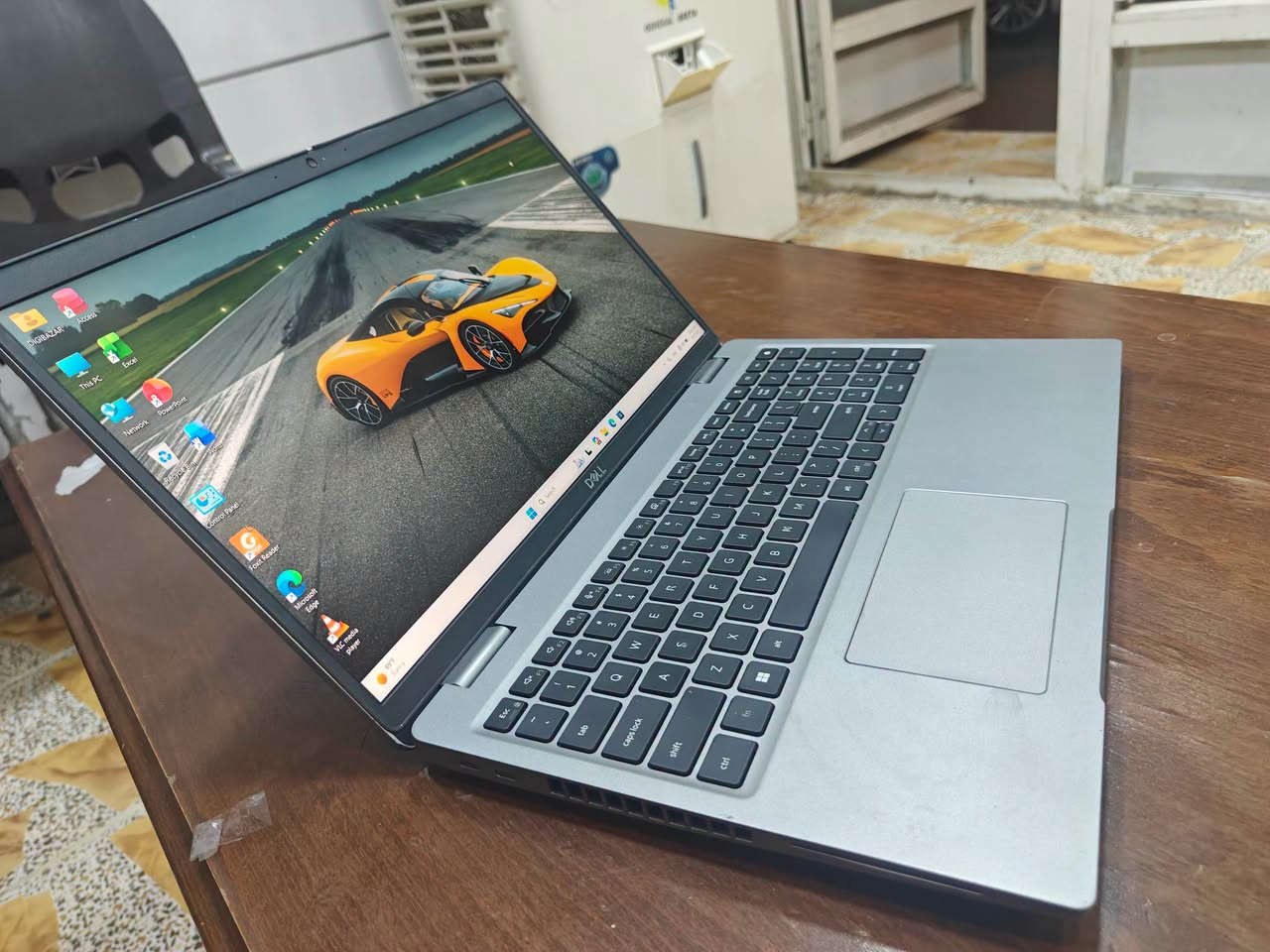 💻 Dell Precision 3561
⚡ Intel Core i7 — Generation 11H
🧠 RAM: 16GB DDR4
💾 SSD: 512GB
🖥️ 15.6"
🎮 Nvidia Quadro T1200 — 4GB
✨ گونجاو بۆ دیزاین، گرافیک، ئەندازیاری و کاری پڕۆفیشناڵ.
📍 ناونیشان: کەلار، بەرامبەر شێرەی نەقیب
📞 پەیوەندی:
***********
***********

نص مكتوب في الصور:
- Laptop Dubai
- Dell Precision 3561
- Intel Core i7
- Generation 11H
- 16GB DDR4
- 512GB SSD
- 15.6-inch
- Nvidia Quadro
- T1200 4GB