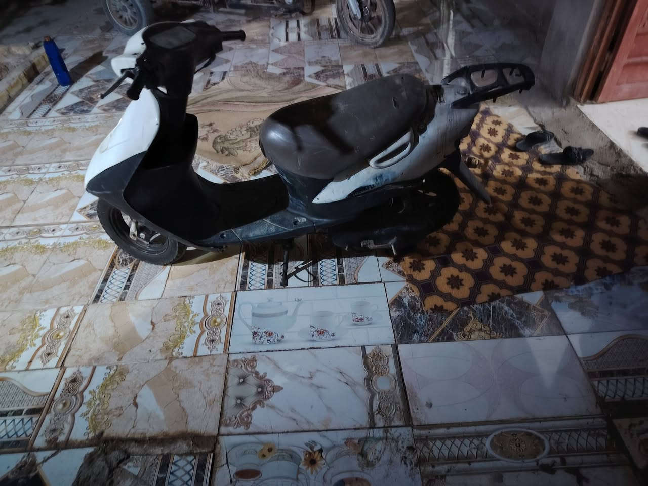 ذبانه • للبيع • شخاله