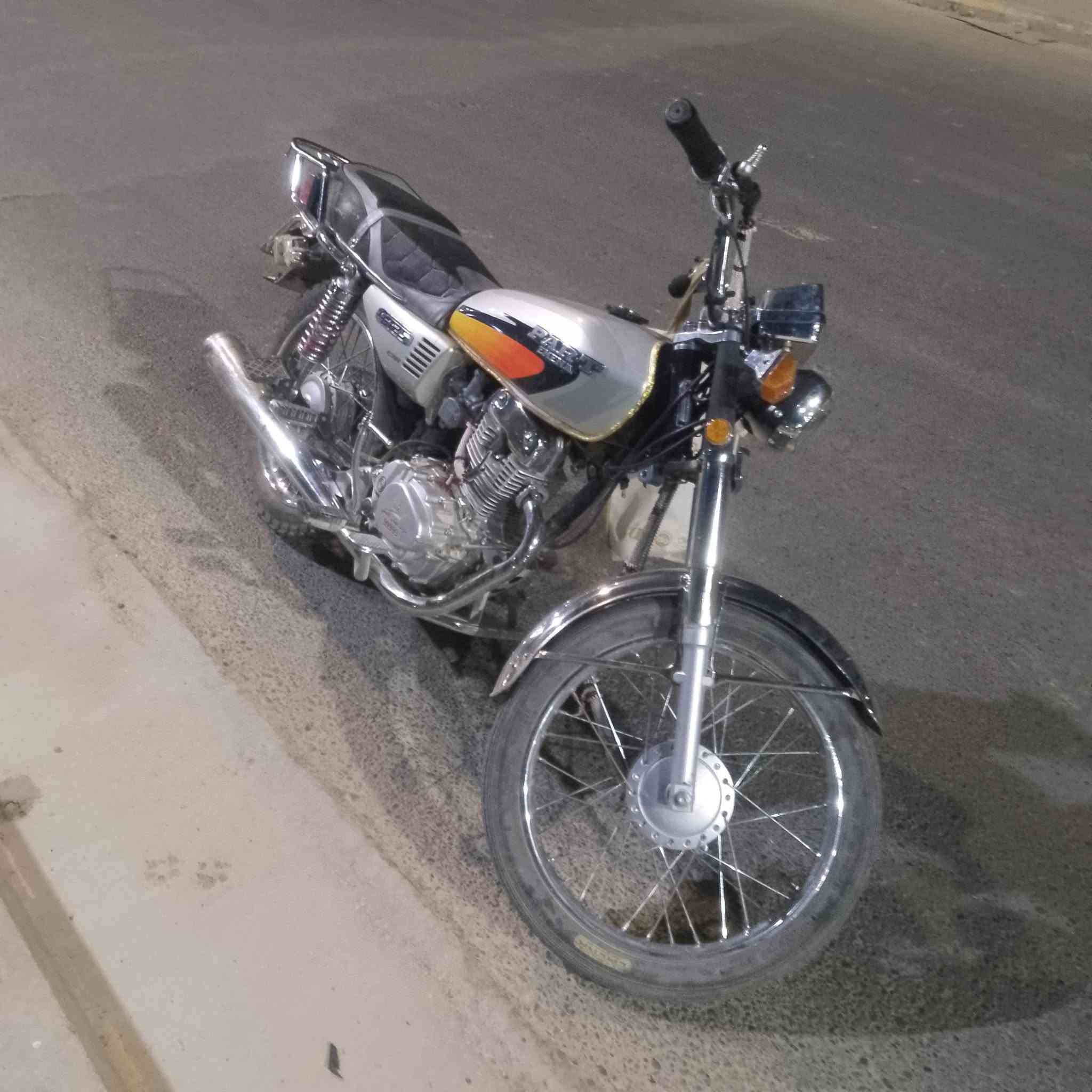 سلام عليكم يوجد مطور برته 4كير لبيع  مطور نصيف  سعر 600وبي مجال  المكان القائم حصيبه  التواصل على رقم *********** ا
