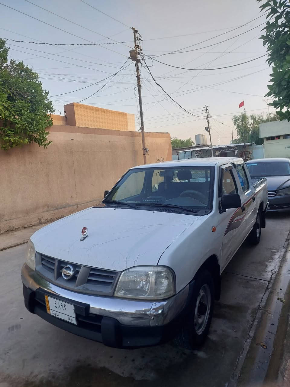 للبيع مزاد داخلية موديل ٢٠١٠ بيه مكانات صبغ بس بدون قماره وتكم شرط بدون حادث كير مكينة شرط صدر أمامي والخلفي جديد تبريد شغال كهربائيات كلها شغال سياره يترقم كركوك فقط سعر ٧٥ مكان سياره كركوك ***********
