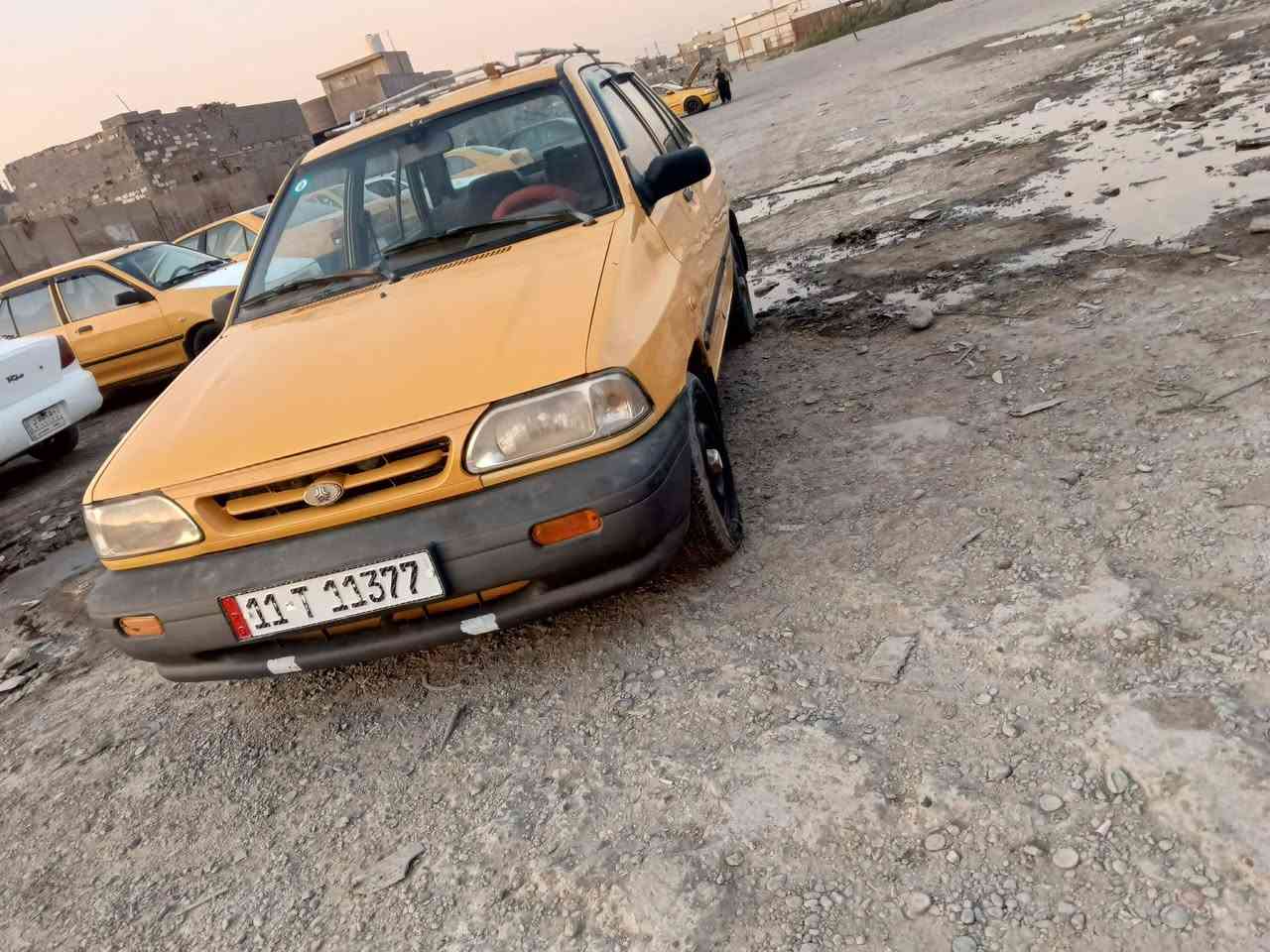 سلام عليكم ورحمه البيع رقم نكليزي مصفره هيه وغرمات بغداد صدر خلفي ومامي جديد سياره جاهزه  بس الرابع يفلت فقط سياره جاهزه. السعر 18 ورقه وترهم مراوس حسب الاتفاق العنوان بغداد سلمان باك ***********
