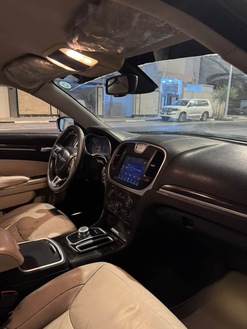 كرايسلر 300C • ٢٠١٥ • مكينة ٣٦٠٠