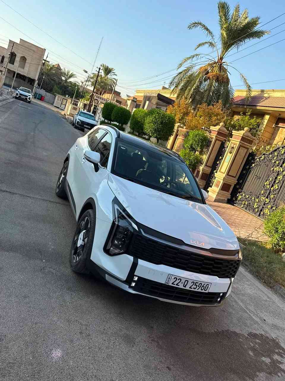 سبورتج 2026   ماشيه 2000
(( الموصفات))

١-ويل حجم ١٩ 

٢-حساس خلفي وامامي 
٣-بجم بيانوو بلاك 

٤-كامره خلفيه دواره 

٥- داخل مخمل لون (بيجي ) 

٦-كراسي كهرباء 

٧-كراسي ((تدفئه)) 

٨- شاحن  وايرلس 

‎٩-اناره اماميه فول LED

سعرها ٣٦ مليون  مكانها كراده خارج شارع ٤٢   للستفسار  ***********
