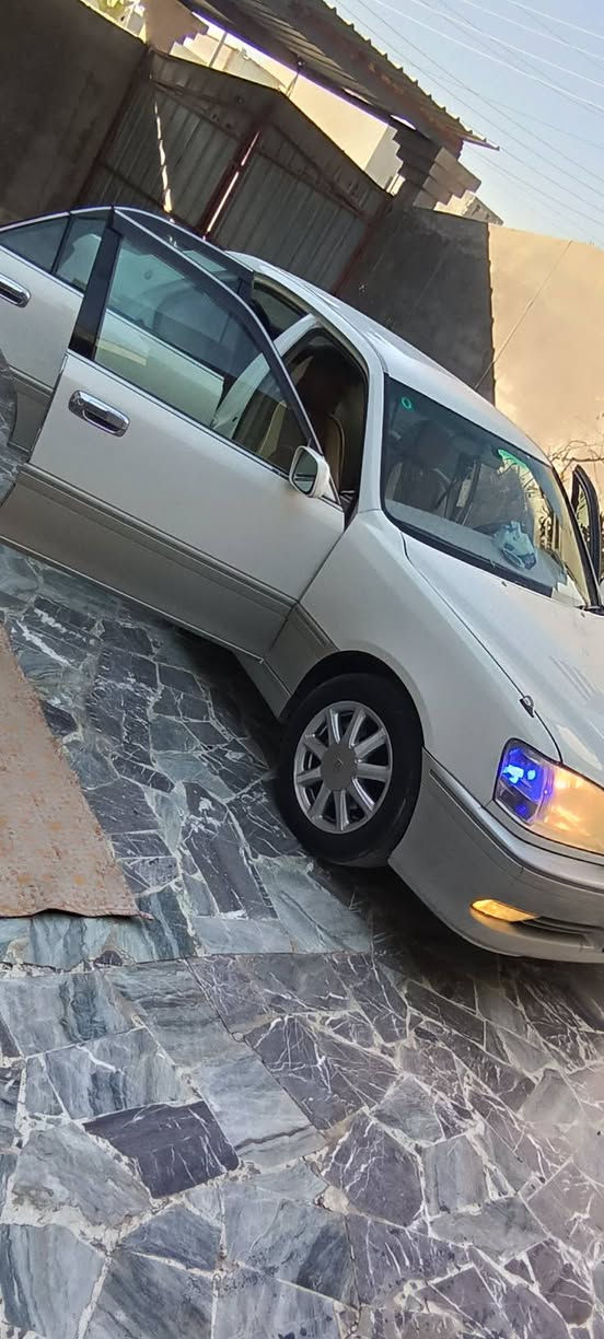 سلام عليكم ملكه مديل 2001اصل رقم بصره نكليزي بسمي سنويه31هزه جديده تخم تاير حداديه مكينه وكير3000فيفتي كله جديد شرط تبريد كهرباياته كله شغاله ويل جديد سياره شرط مال جناي مكفوله كص ونقل سياره مستمه      ولباقي كله جديد شاده من طول لطول  سعر 110وبي مجال حك جايه مكاني البصره قضاء القرنه بني منصور رقم تلفون ‏‪***********
