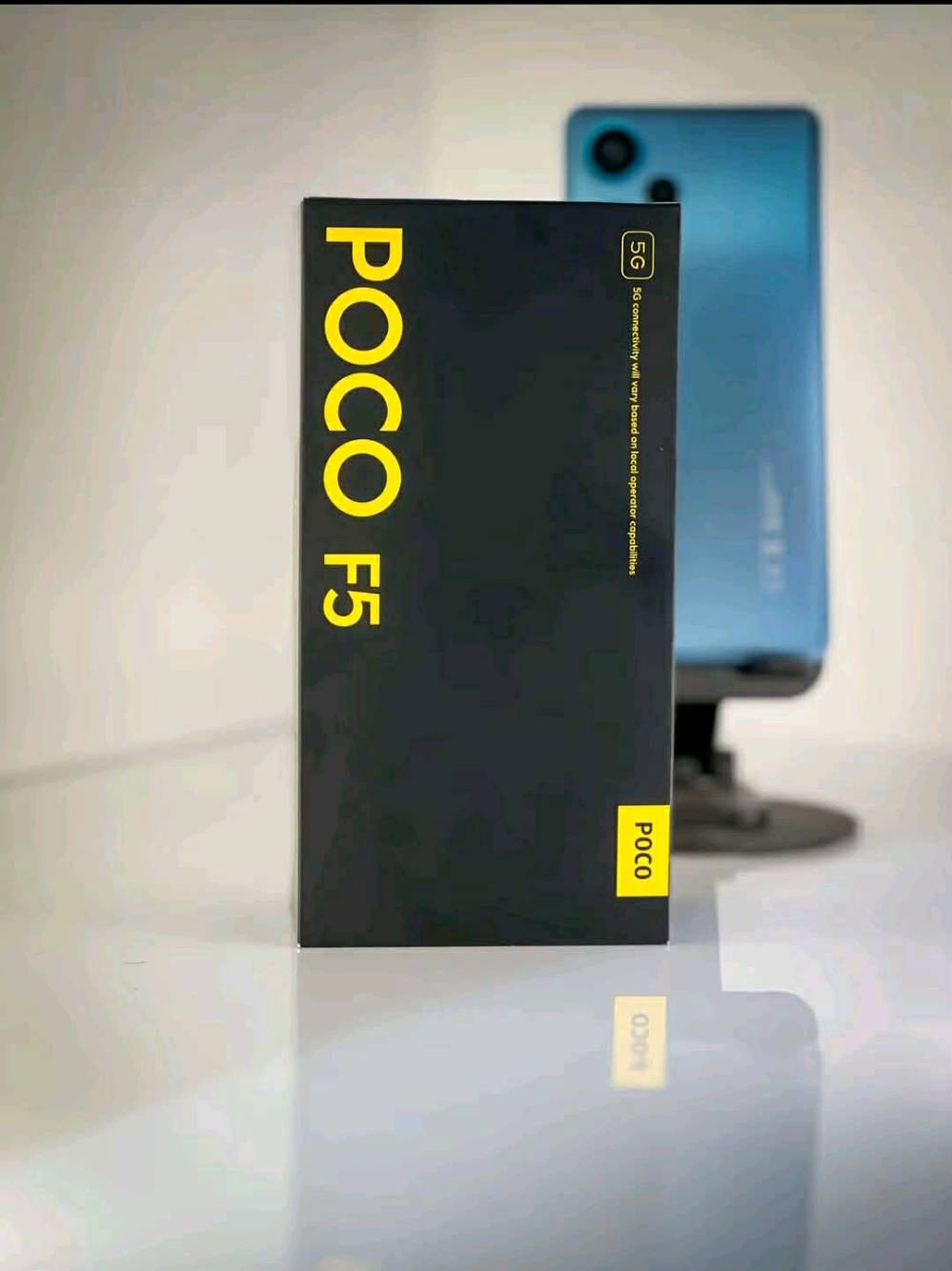 ✨ جهاز POCO F5 ✨
📱 الذاكرة: 256 جيجابايت
⚡ الرام: 12 + 12 جيجابايت
✨ النظافة: 100/100 (أخو الجديد)
🎮 الأداء: يدعم ببجي 90 فريم
📍 المكان: الفلوجة
💰 السعر: 280 ألف
📞 زين (اتصال + واتساب): ***********
💬 أو المراسلة عبر الخاص على الصفحة.
ممكن تكلي شنو وضع الجهاز بالتفصيل: بيه أي خدش/ضربة/مشكلة بالشاشة أو الظهر، لو فعلاً نضيف 100/100؟: 
نظيف ١٠٠/100
هل متوفر وياه الكرتونة الأصلية، الشاحن، السلك، والملحقات كلها؟ وإذا أكو ضمان/فاتورة شكد باقي عليه؟: 
متوفر كلشي بس الضمان معرف
شنو سبب البيع؟ وهل السعر 280 ألف نهائي لو أكو مجال للتفاوض البسيط؟: 
سعر بي مجال قليل جدا السبب اشتريت جهاز ثاني
الجهاز استخدامه شكد تقريباً وشنو حالة البطارية والشحن هسه: بيه تهنيگ، حرارة، أو أي عطل؟: 
كلشي مابيه استخدمته اقل الشهرين
المكان بالفلوجة وين تحديداً؟ وتريد تسليم يد بيد لو ممكن توصيل/شحن؟: 
لا يد ب يد