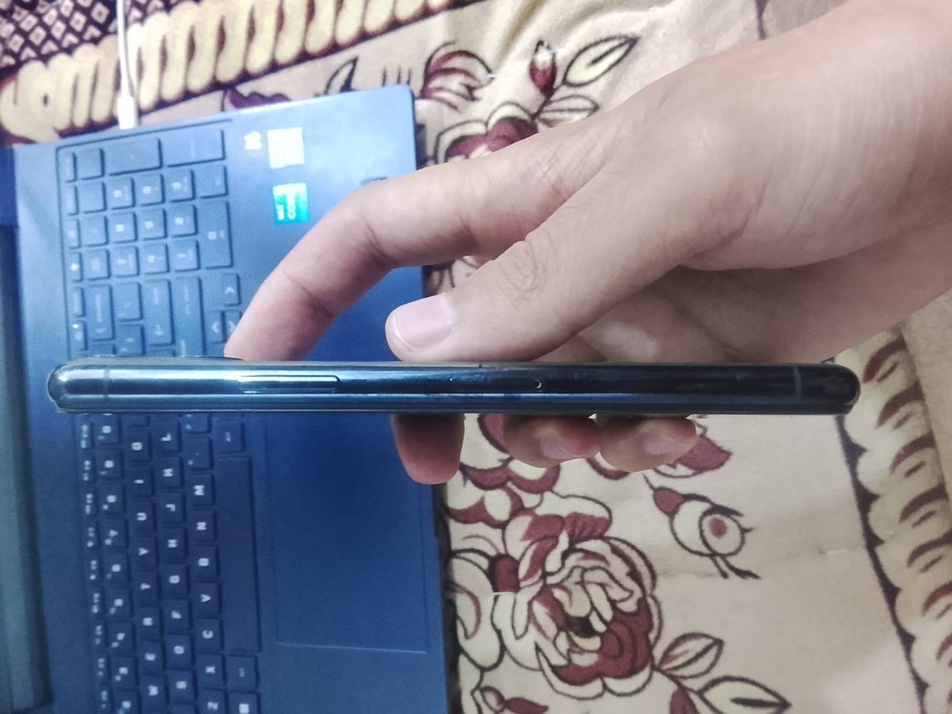 آيفون ١١ برو • ٢٥٦ • بطارية ١٠٠%