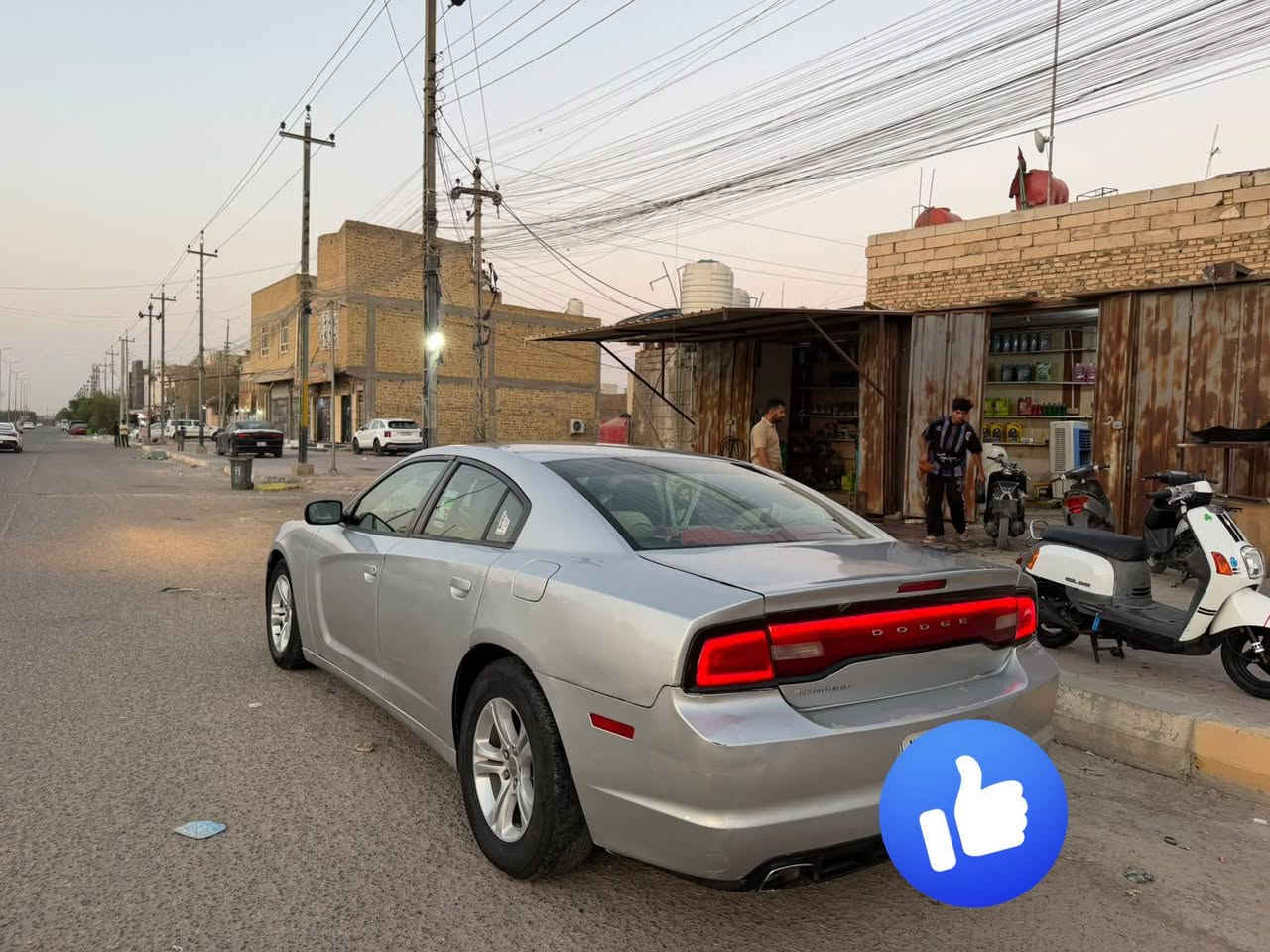 سلام عليكم سياره شارجر ادوات كصته جنطه ما نقصه شي شوف عينك بل صور محرك كير وتبريد مكفولت محركه 3600 وكير طياره مكاني ناصريه مركز شراي بي خير ويدلل ول مو شراي لا تعبني سعر 43 ورقه بيه مجال رقم تلفون ***********
