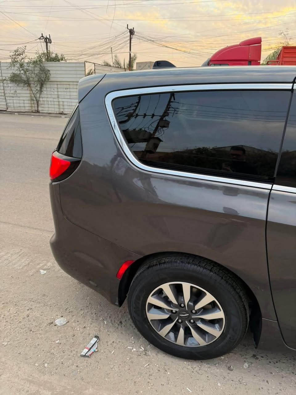 للبيع
كرايسلر باسفيكا هايبرد

موديل 2023

رقم بغداد خصوصي باسمي

حادث دعامية فقط 

#مواصفات تورنك L  :

- بصمة تشغيل وابواب بصمة 5

- هاند بريك بصمة كهربائي

- محرك 6 سلندر هايبرد 

- بيبان كهرباء ( تحكم ريمونت ) وبصمة أبواب 

- صندوق كهرباء شفط بصمة 

- كشنات جلد منفصل 7 راكب 

- تبريد مركزي ثلاثة قطع منفصل

- منافذ USB و TiBC متعددة خلفية وامامية

- حاكيات متعددة

السعر 230

بغداد الشعب 
 ***********
