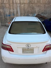 كامري 2007خليجي /بيها صبغ ابيع حزام 75$للمعلومات بيها كازكيت 077143556...