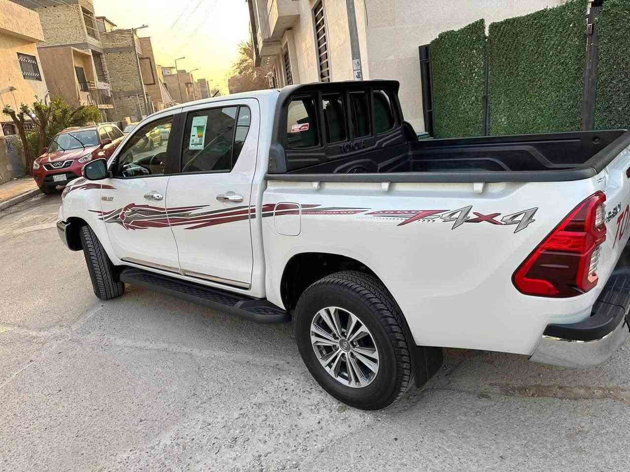 السلام عليكم هايلوكس سعودي 2024 عبد اللطيف جميل سياره فول واحد على واحد جديده ومكفوله كفاله عامهعدا رصعه

 ماشيه 45 سياره رقمها بغداد 4X4 ومعروفه مواصفات السعودي   العنوان بغداد الغزاليه 
***********
***********
