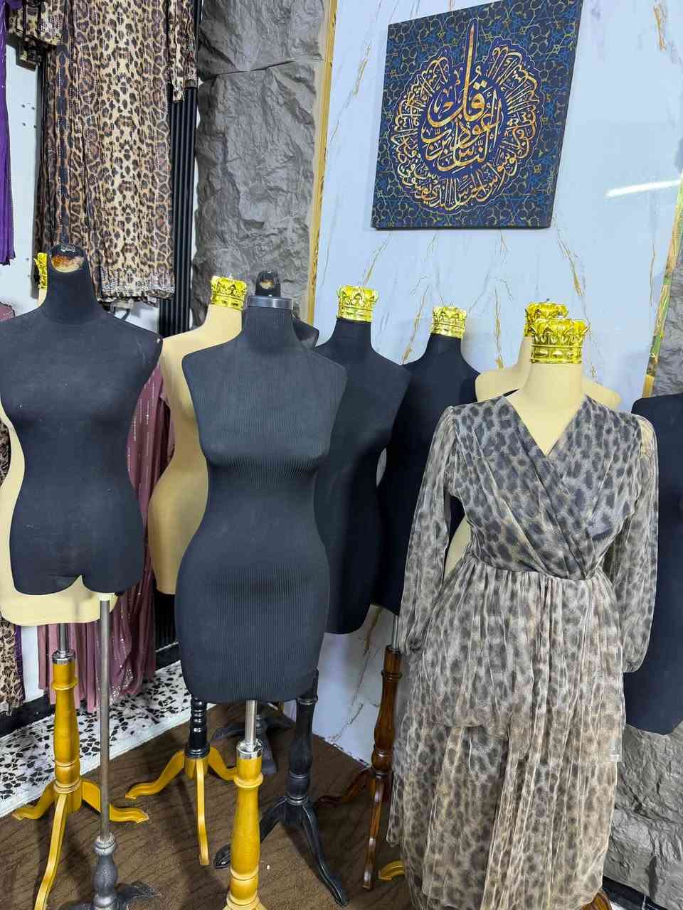 السلام عليكم ملكانات بلاستك مستعملات بس كلهن نضيفات لاكسر والا اي مشكله بيهن العدد 10 البيع شلعه وحده سعر القطعه 25
عنواني بغداد البلديات 
رقمي ***********

