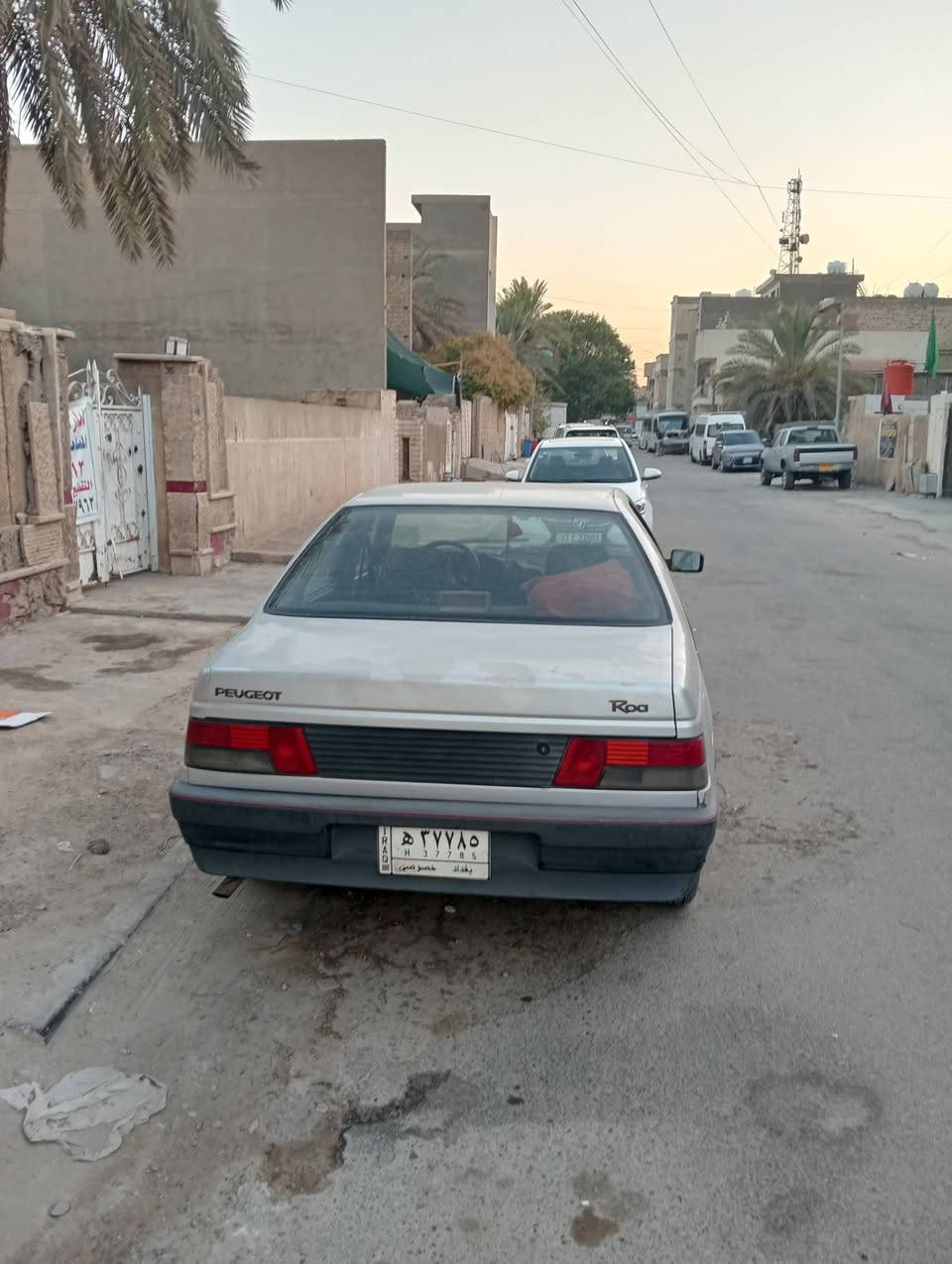 بيجو روا 2008 السيارة متروكه لكن شغاله مامتعوبه السنويه ساقطه من 2018 
السعر 28 $ هاتف ***********
