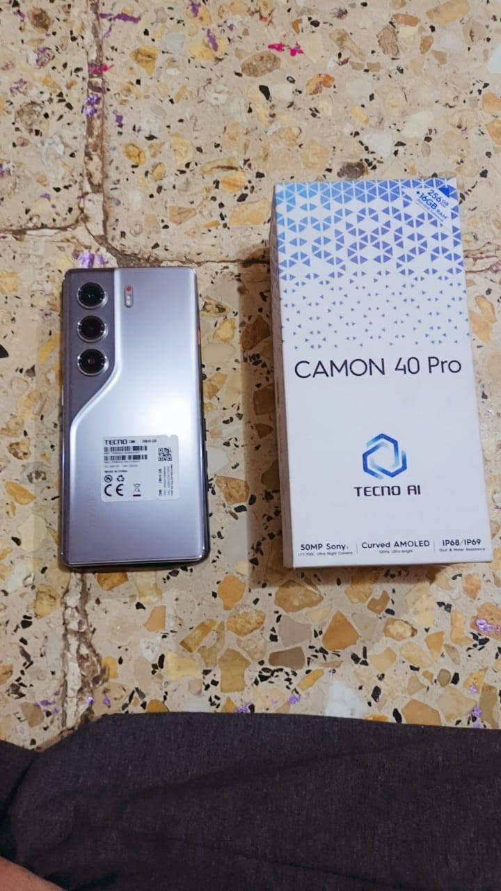 تكنو كامون 40 برو ذاكره 256 الرام 16جهاز مستخدمه اسبوع نضافته100 /100 كامل ملحقاته  السعر350.
الاتصال ***********
