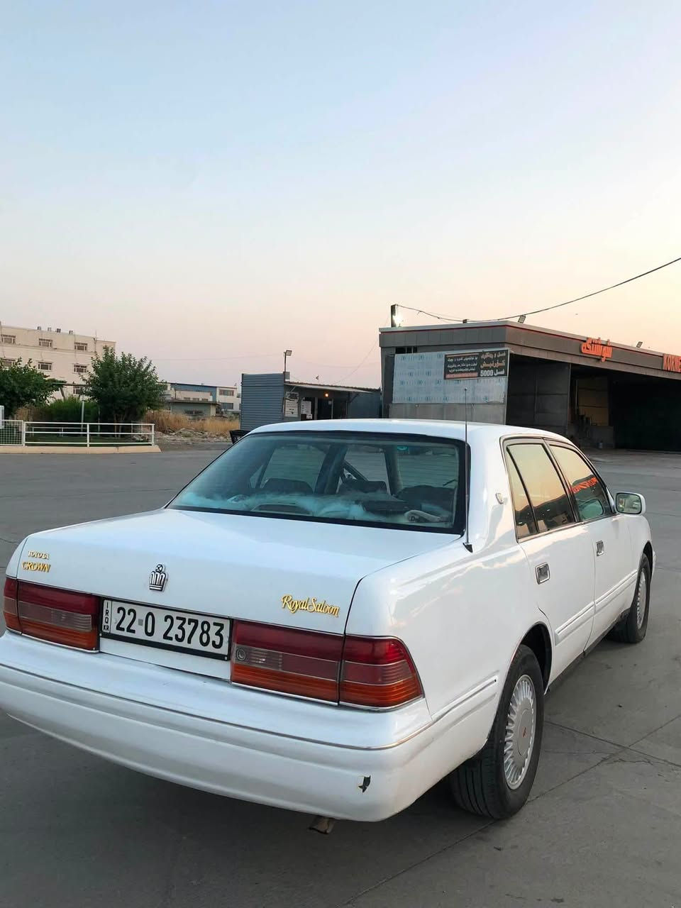 السلام عليكم كراون راس الثور موديل 98 جير ومكينه بشرط تبريد شرط مقفوله من القص والتحوير ترهم بيعه مراوس عنوانها بغداد رقم اربيل تحويل ثاني يوم مصبوغه عام جماليه باقي كله بشرط***********
