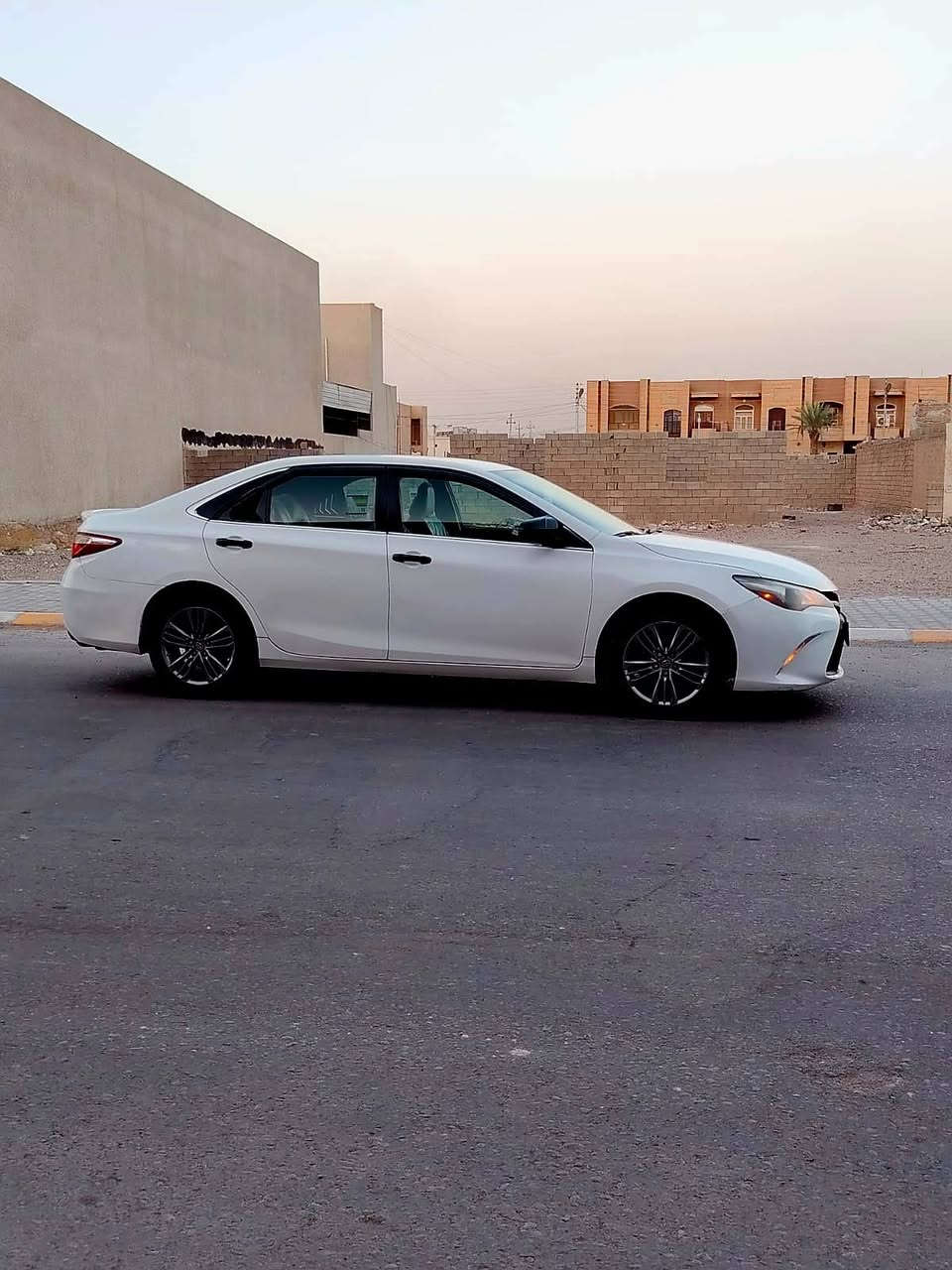 السلام عليكم
كامري موديل ٢٠١٦ 
بسعر مناسب ١٢٦
مواصفات SE ضرر بنيد وبين الجاملغ والباب بدون دواخل محرك وكير شرط صدر تخم تاير كله جديد تبريد شرط تحكمات ستيرن حساسات خلفيه كشنات كهرباء رقم أربيل دولي باسمي تحويل ثاني يوم
العنوان تكريت 
***********
